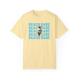 Beach Babe in Swim Suit with Sun Hat  Women's Beach T-Shirt