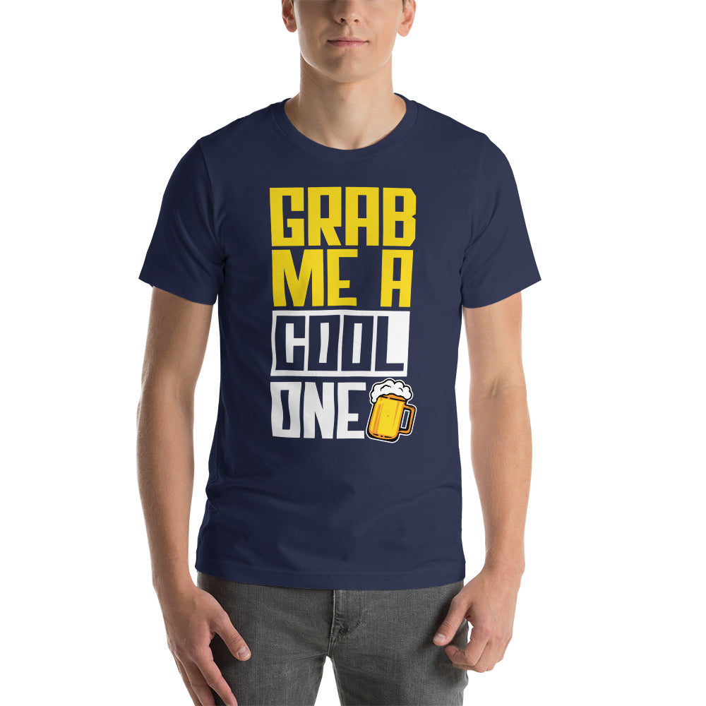 Grab Me A Cool One Men's Beach T-Shirt - Super Beachy